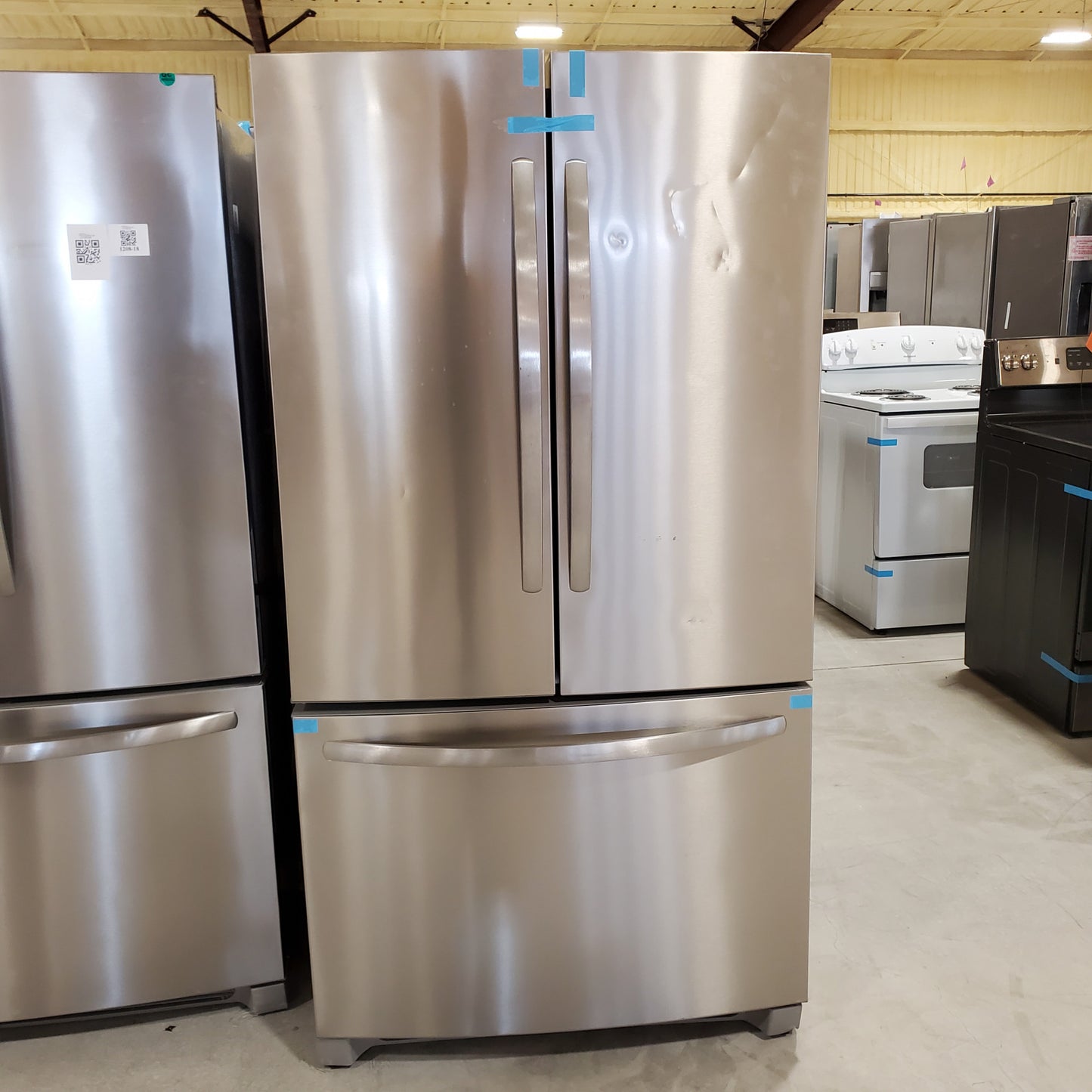 #1216 Liquidation Half Truckload of 14 Neu Processed Appliances in Texas