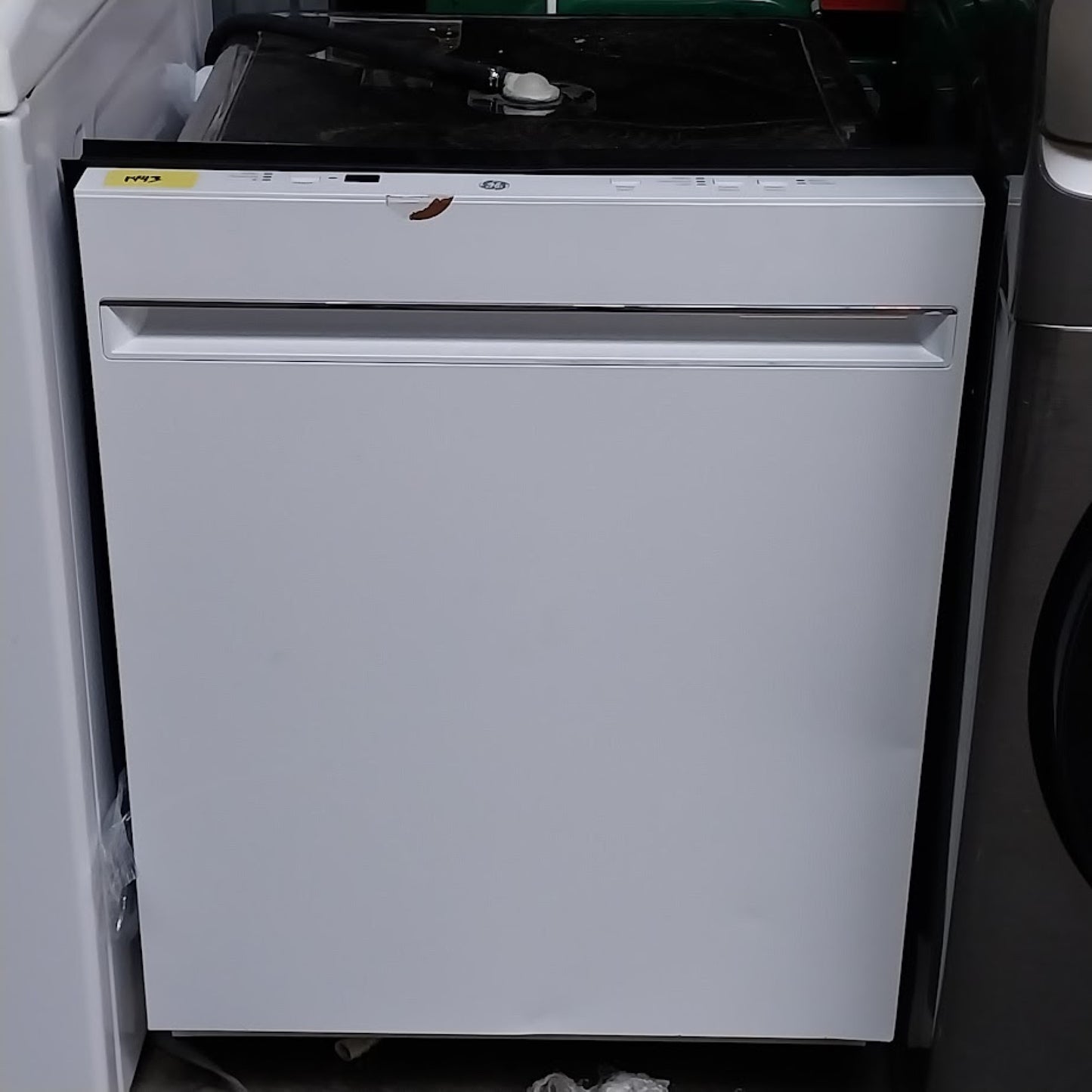 #1491 Liquidation Half Truckload of 24 Customer Return Appliances in South Carolina - Patchwork
