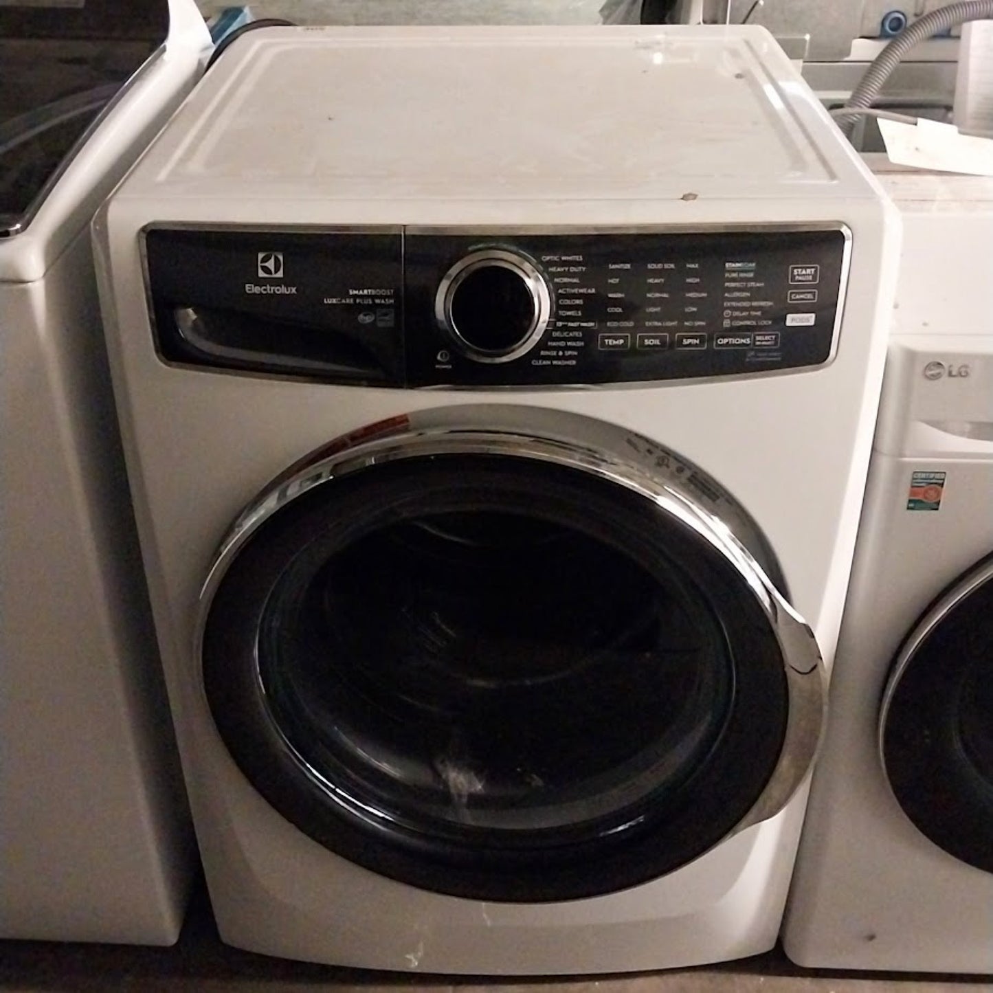 #1526 Liquidation Full Truckload of 65 Customer Return Appliances in South Carolina - Patchwork