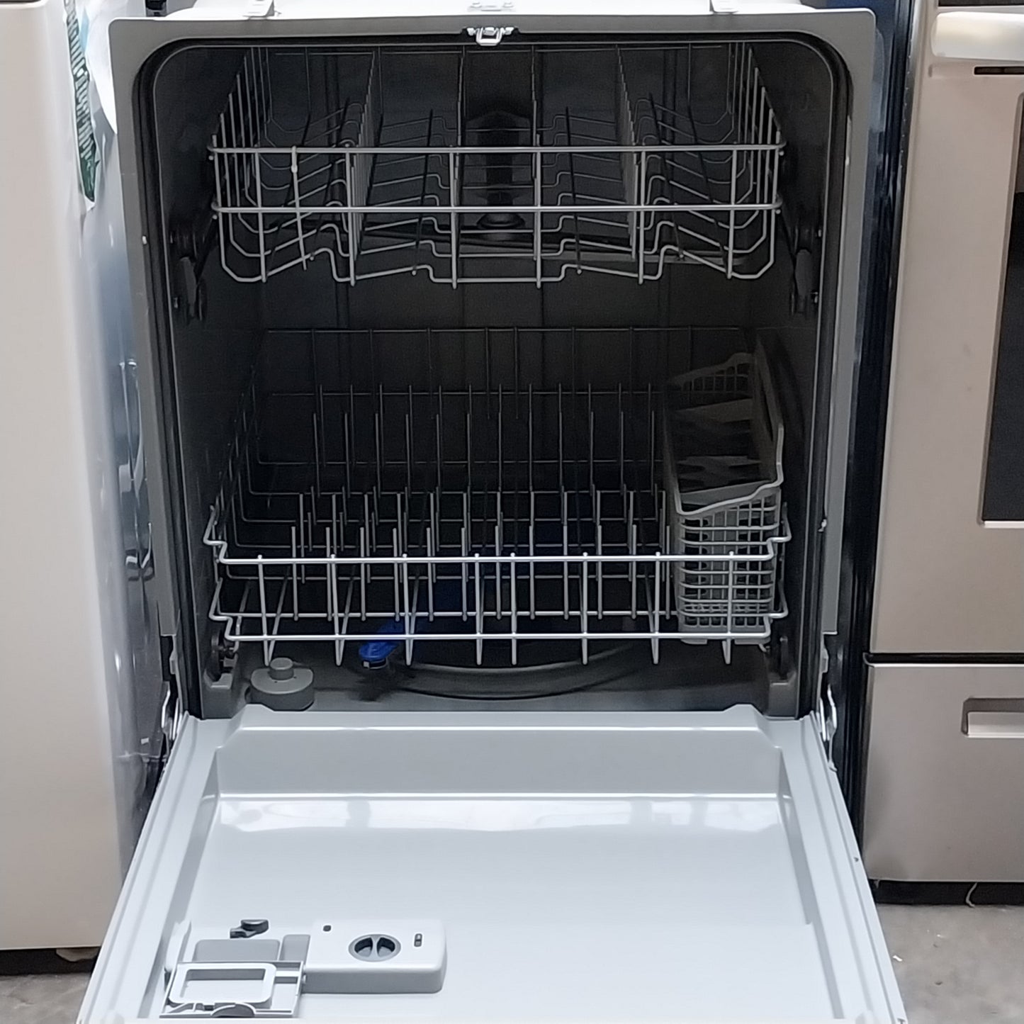 #1254 Liquidation Half Truckload of 25 Customer Return Appliances in South Carolina - Liberty