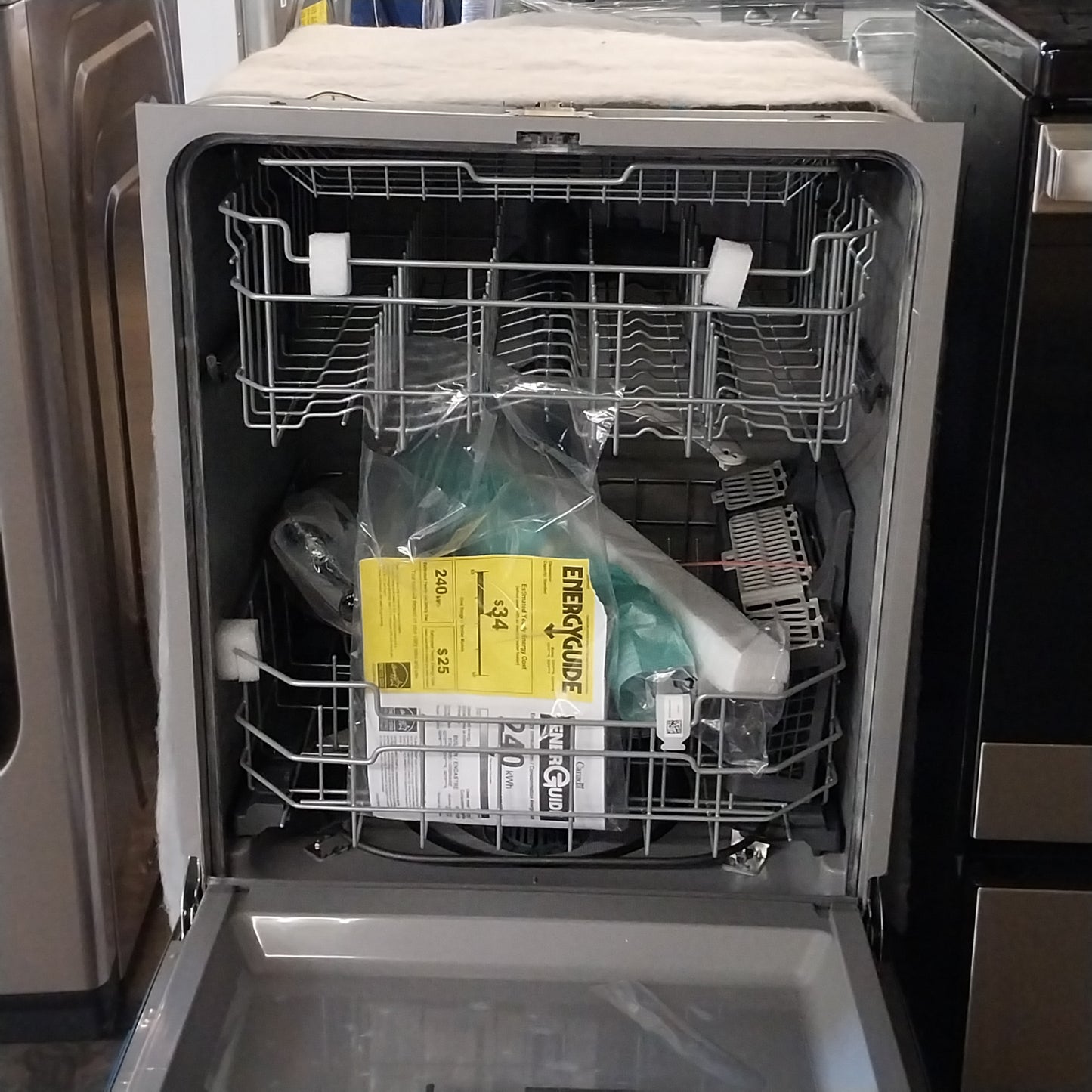 #1238 Liquidation Half Truckload of 26 Customer Return Appliances in South Carolina - Liberty