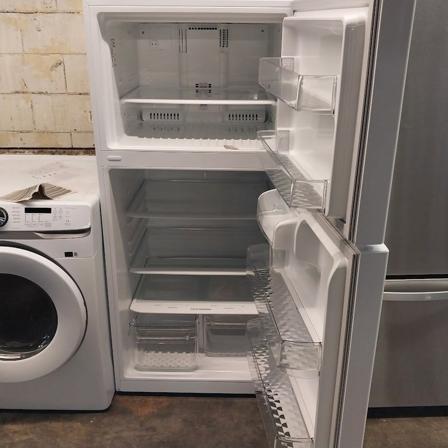 #1526 Liquidation Full Truckload of 65 Customer Return Appliances in South Carolina - Patchwork