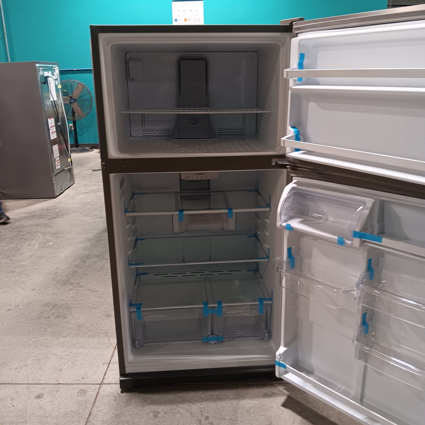 #1549 Liquidation Half Truckload of 17 Neu Processed Appliances in Texas