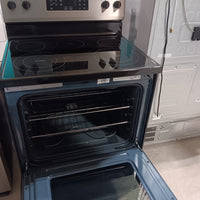 #1550 Liquidation Half Truckload of 12 Neu Processed Appliances in Texas