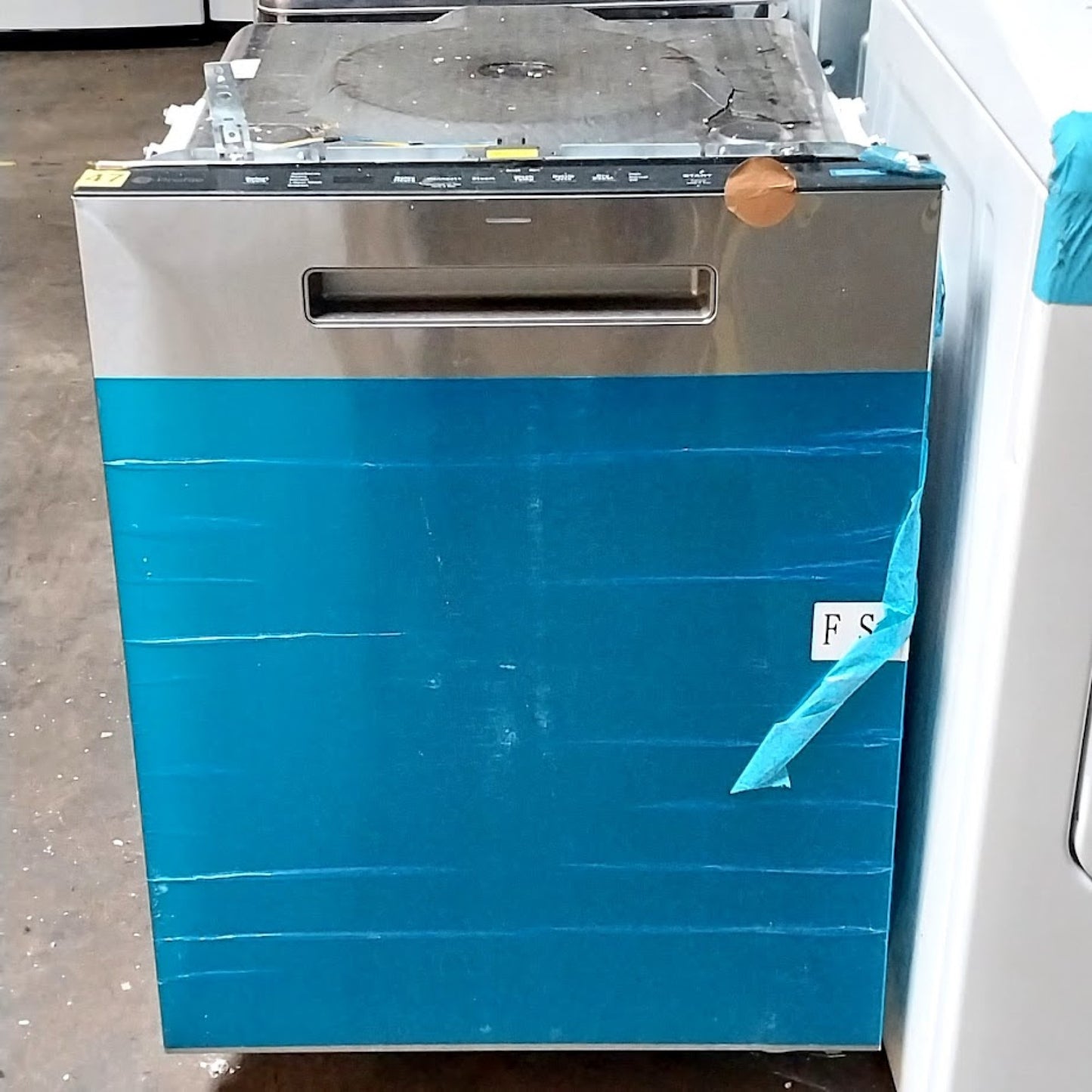 #1476 Liquidation Half Truckload of 26 Customer Return Appliances in South Carolina - Liberty
