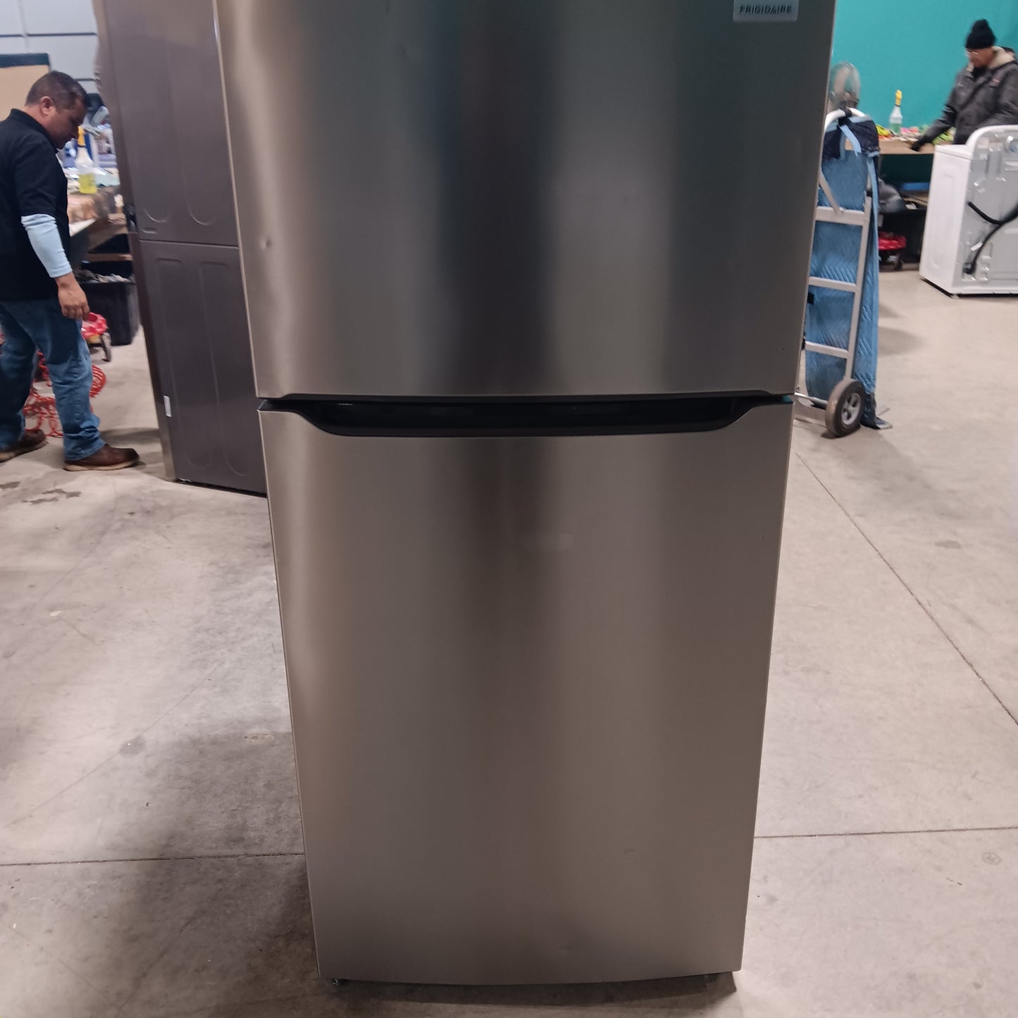 #1549 Liquidation Half Truckload of 17 Neu Processed Appliances in Texas