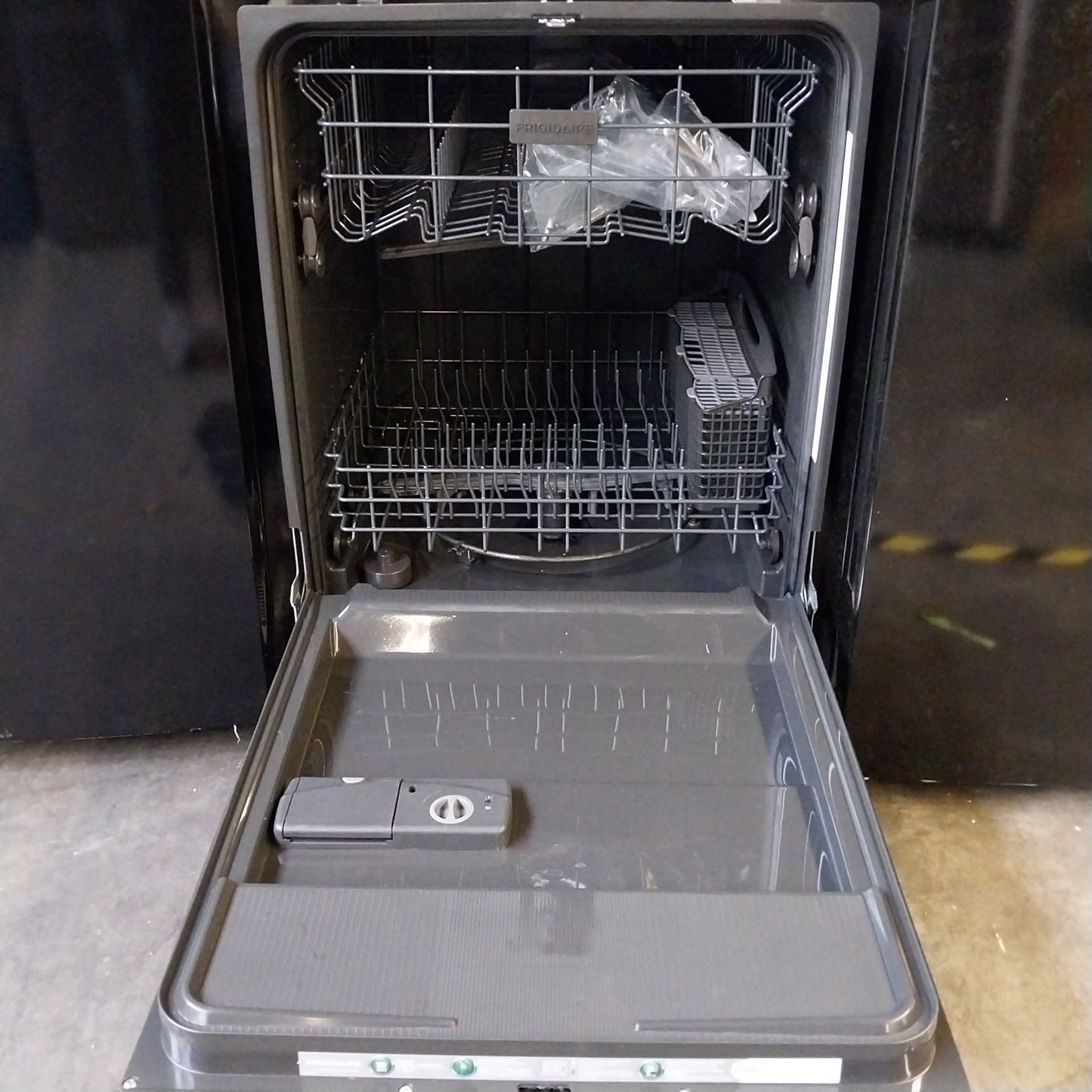 #1304 Liquidation Half Truckload of 20 Customer Return Appliances in South Carolina - Liberty