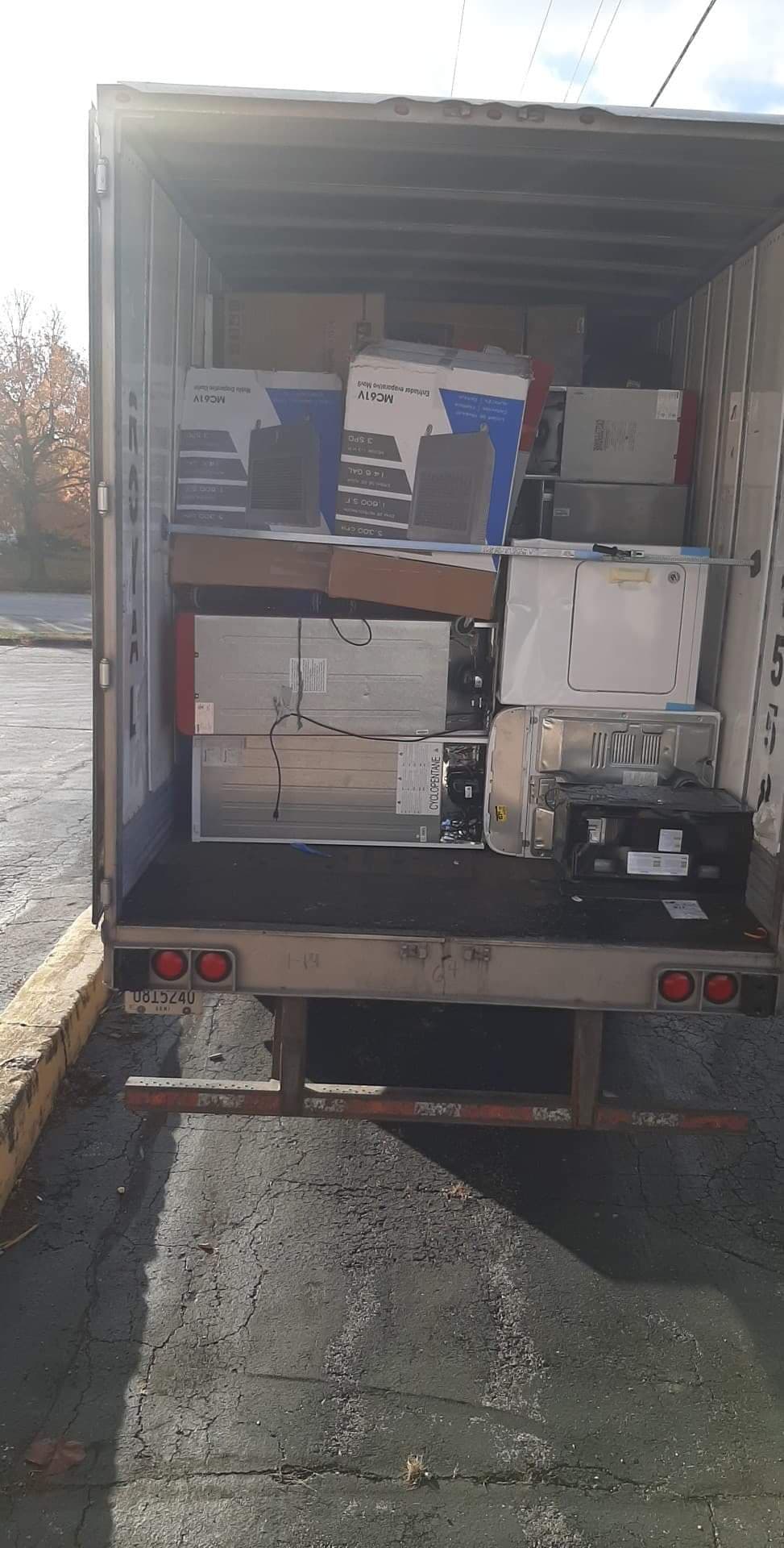 Example picture of a Home Depot Customer Return Appliance Truckload.
