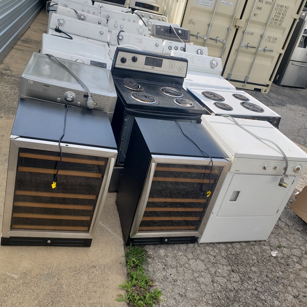 example Pictured is a Truckload of used appliances recently sold in our wholesale program.