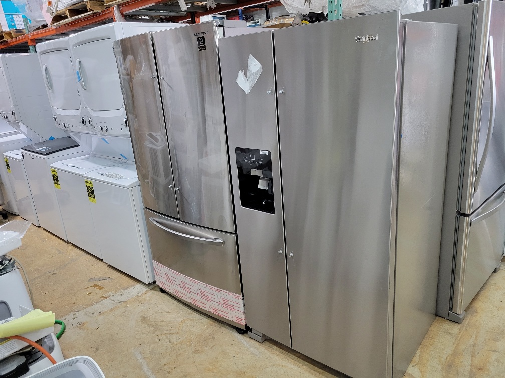 example of Scratch and Dent appliances like these are available in bulk to our members.