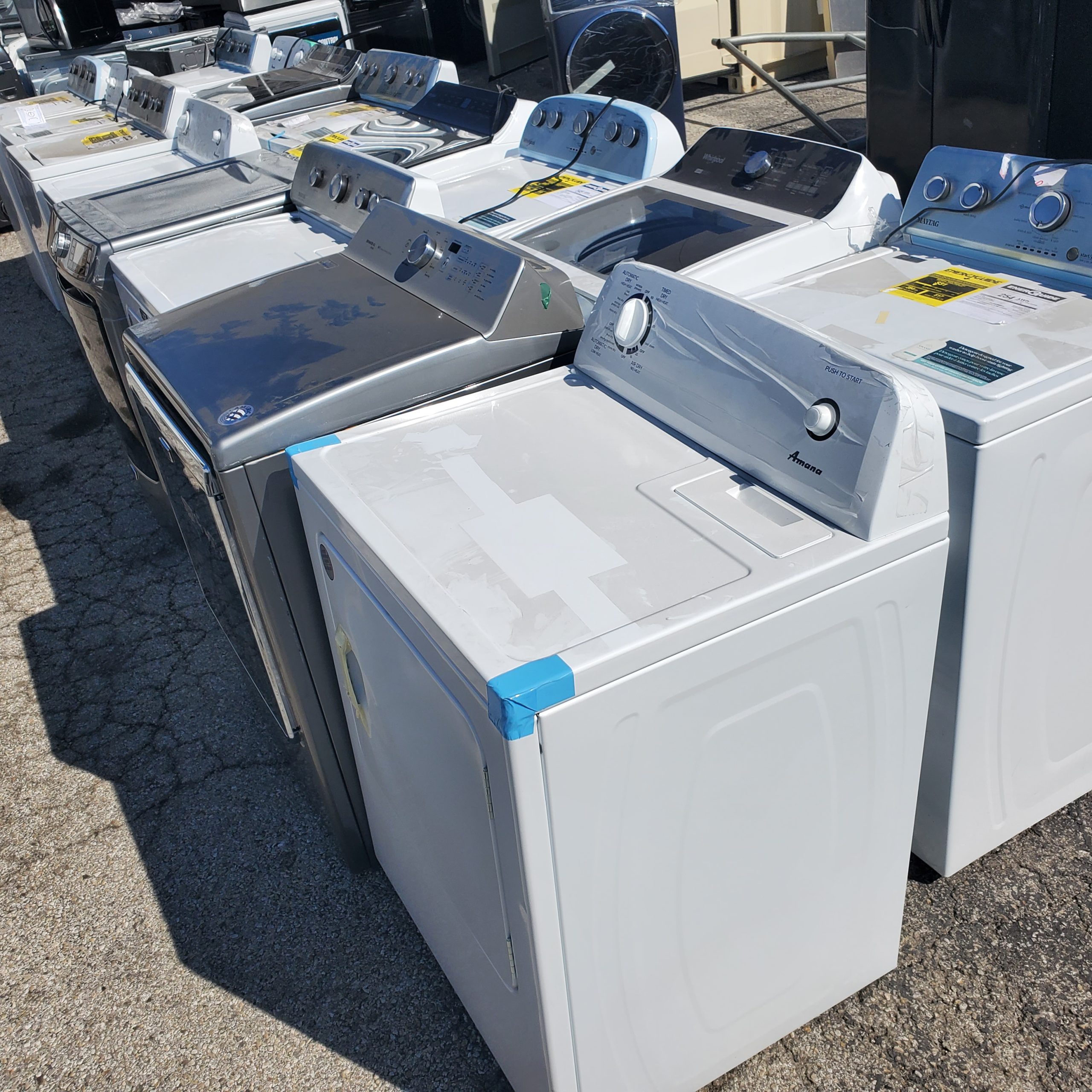 pictures of More Whirlpool scratch and dent laundry appliances (Washers and dryers) by the truckload.