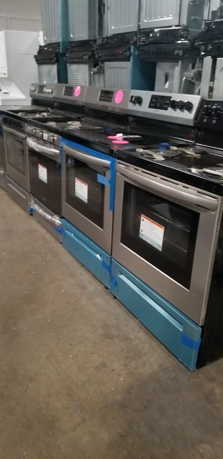 example of More Frigidaire scratch and dent appliances. Open box appliances available by the truckload.